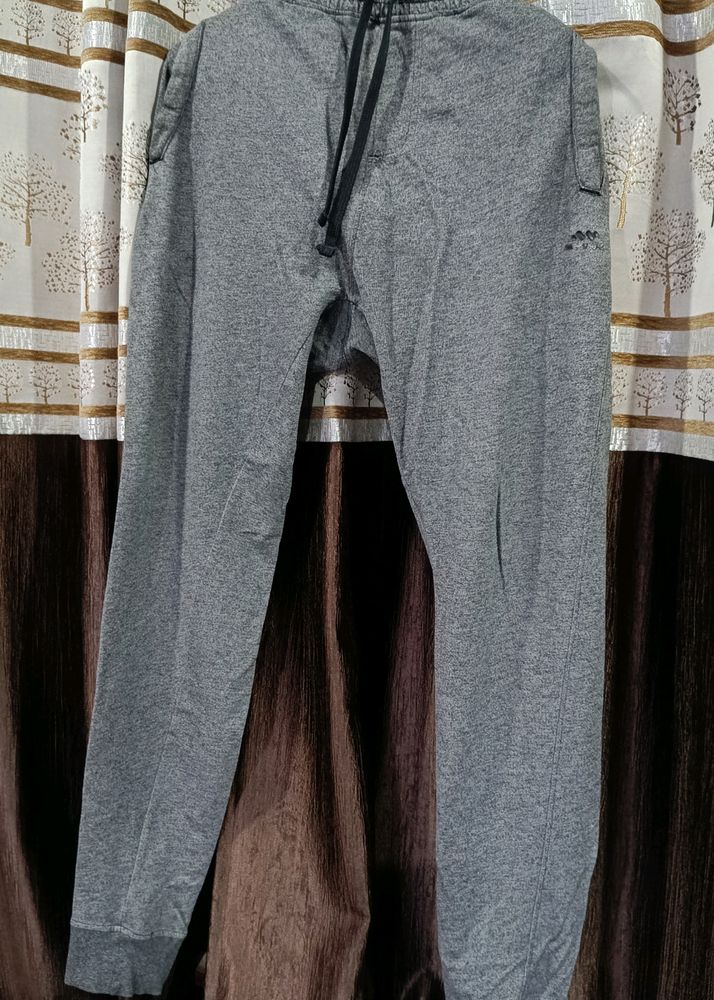 Spunk Men Track Pant