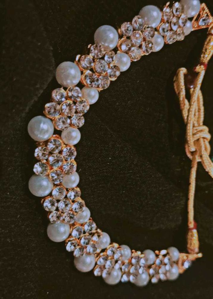White Peral With Diamond Set