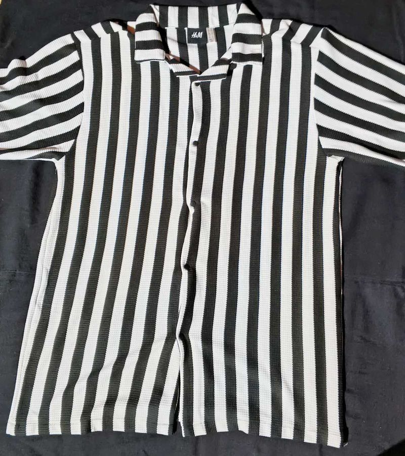 Striped H&amp;M Button-Down Shirt