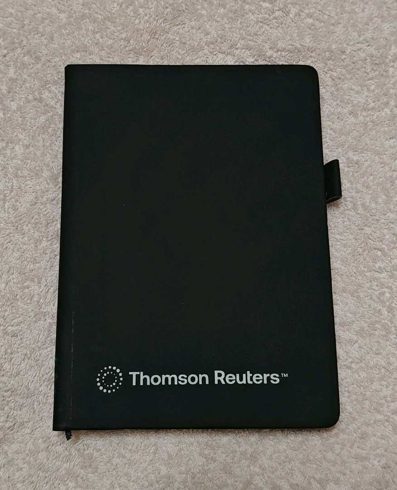 📓Thomson Reuters * Multi Year Diary * 2024 - 2027