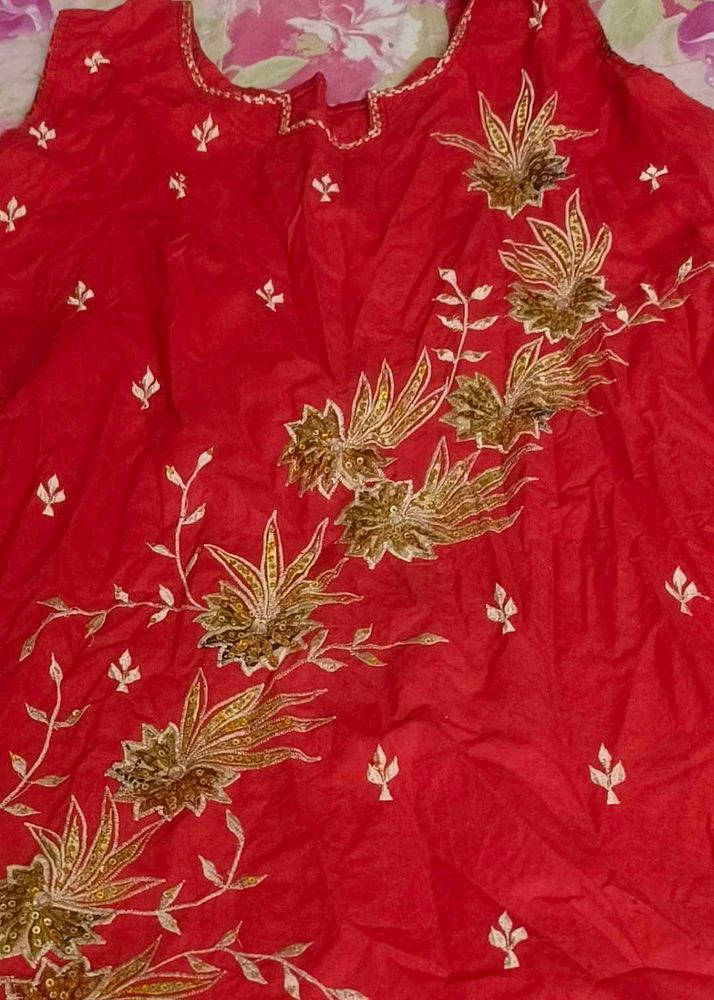 SleevelessSalwar Suit With Duppata