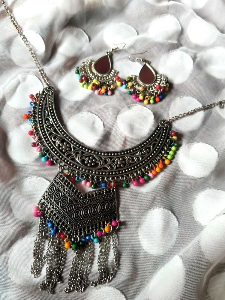 Necklace &amp; Earring Set