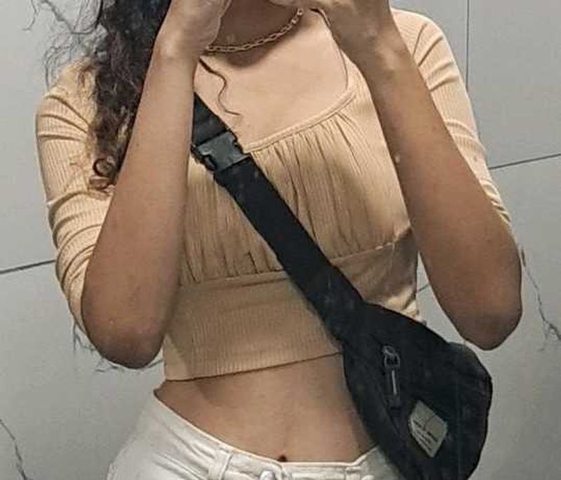 Ribbed 3/4 Sleeve Crop Top