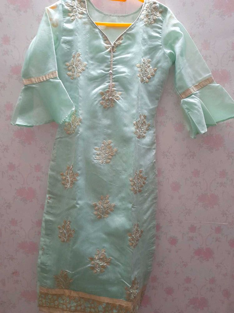Women Full Set Kurta With Dupatta