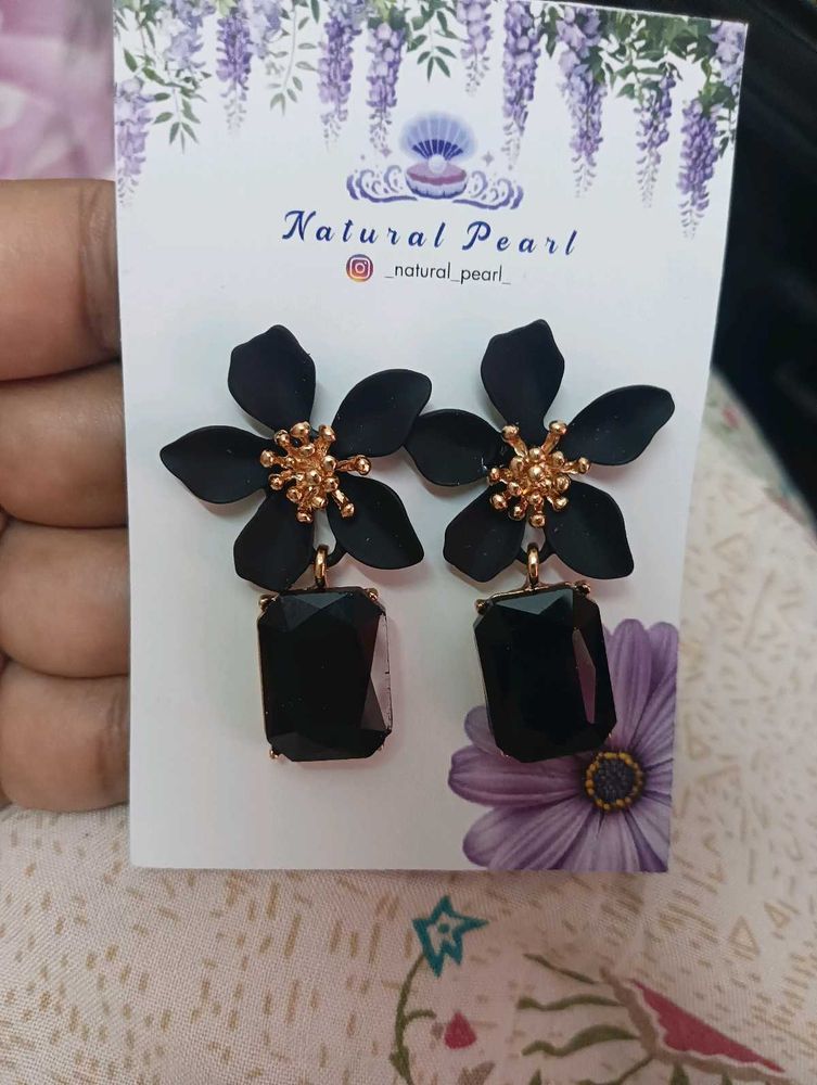 Black Flower Earrings