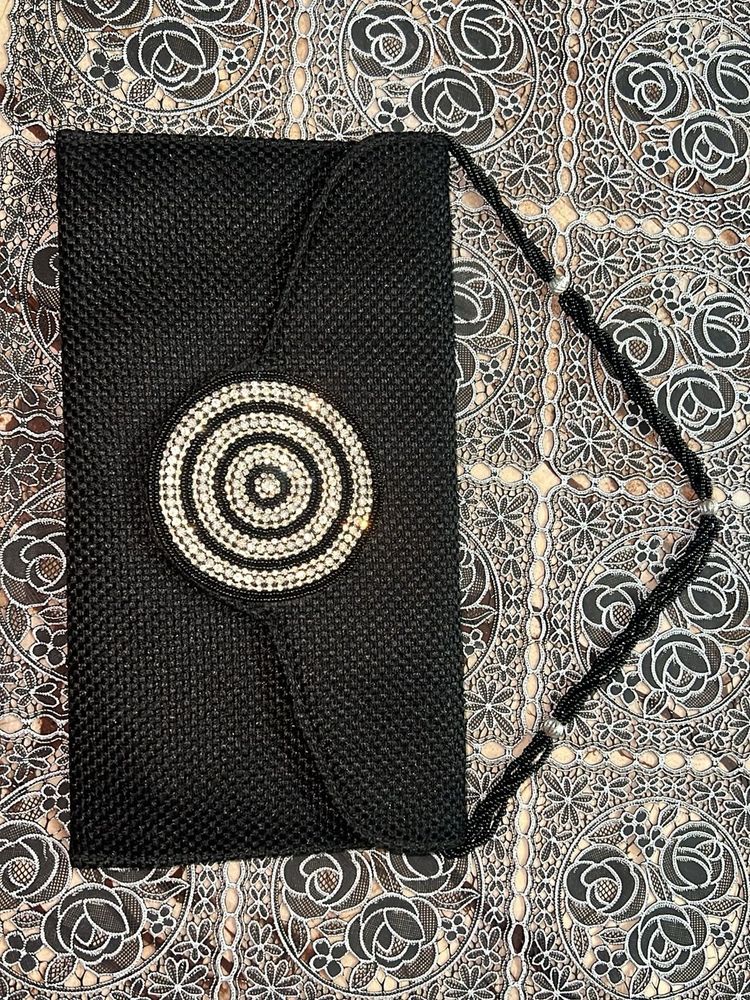 Elegant Black Trendy Clutch