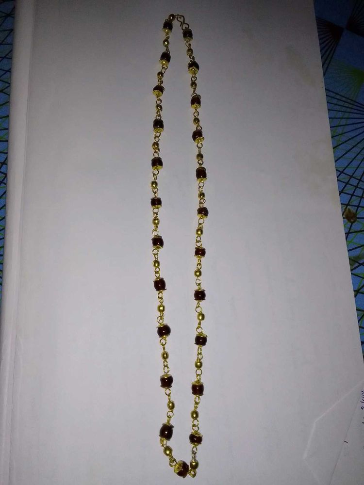 Elegant Beaded Necklace