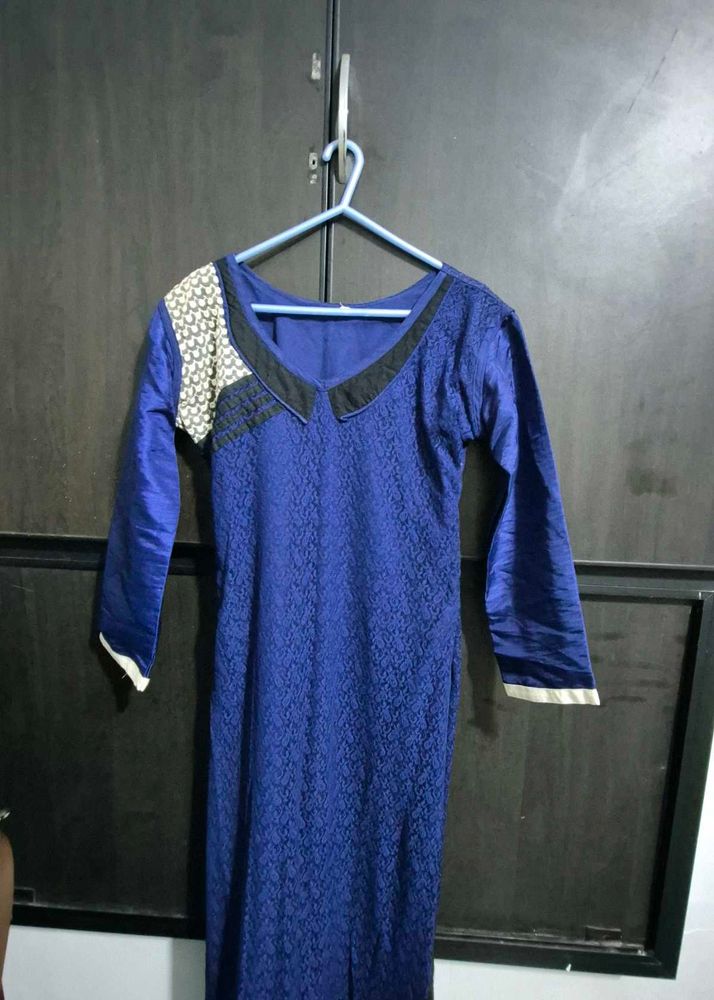 A Straight Kurta Top For Everyday Use