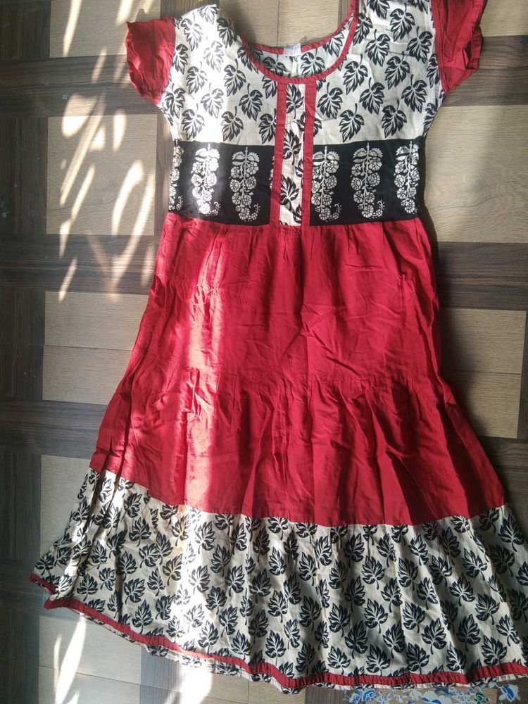 Red &amp; Black Leaf Print Dress