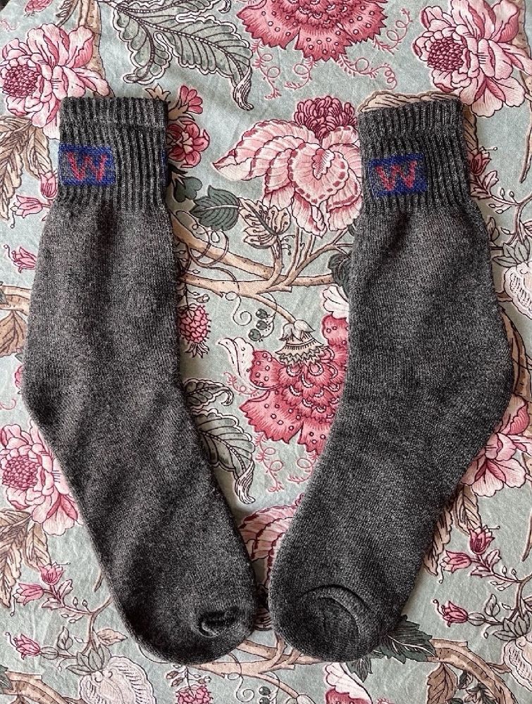 W Socks