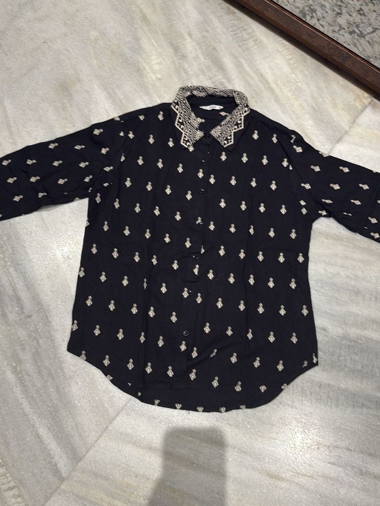 Patterned Black Shirt
