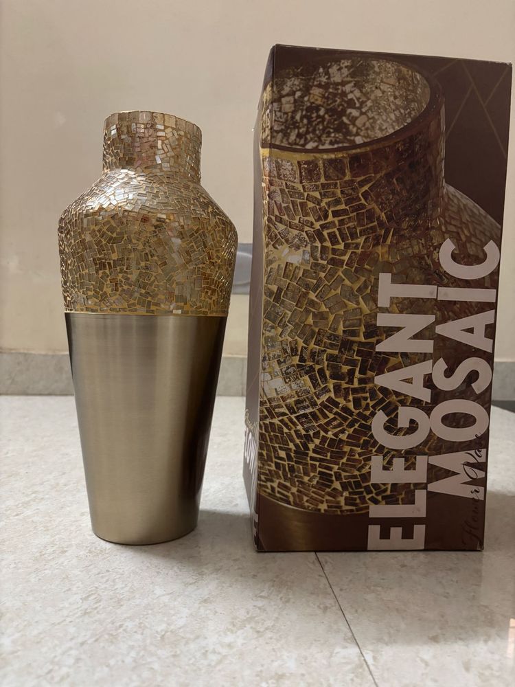 🆕Elegant Mosaic Flower Vase (Oriflame)