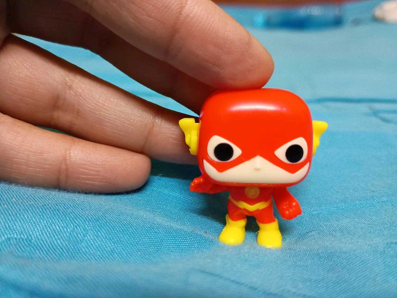 The Flash Funko Pop kinder joy