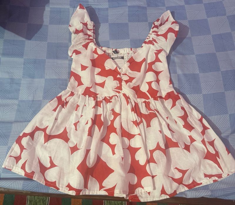 Floral Print Ruffle Sleeve Top