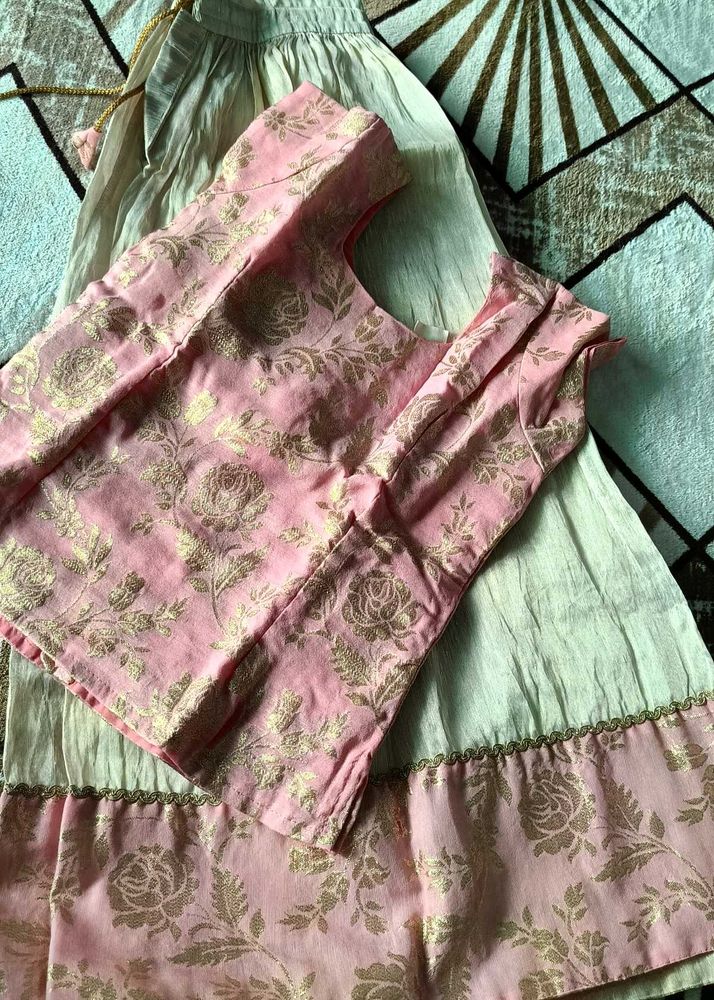 Floral Pink Girls' Ethnic Set 7 years size 28