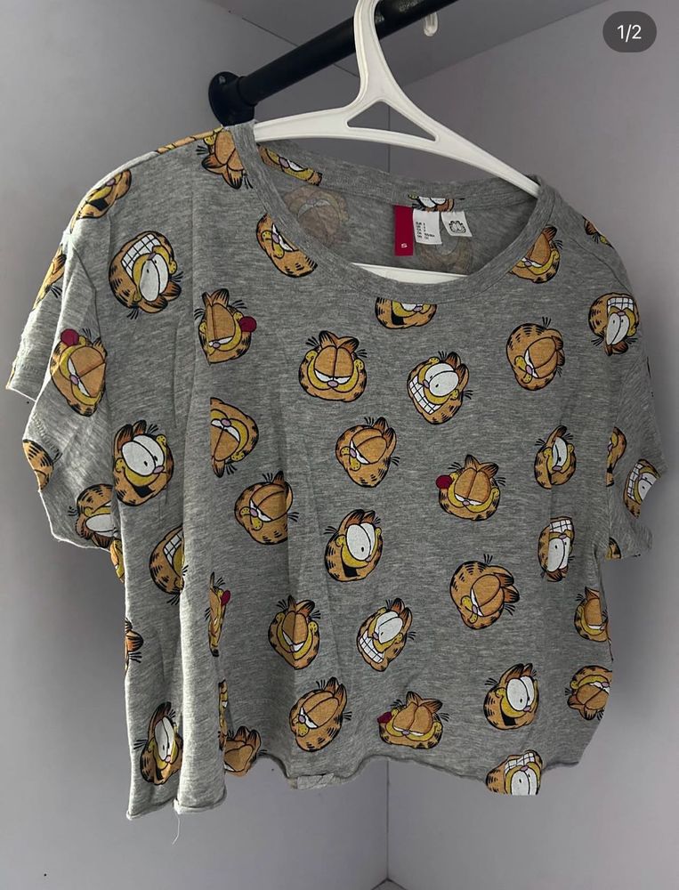 H&amp;M Garfield Graphic Tee