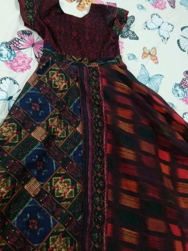 Ethnic Gown, party wear gown