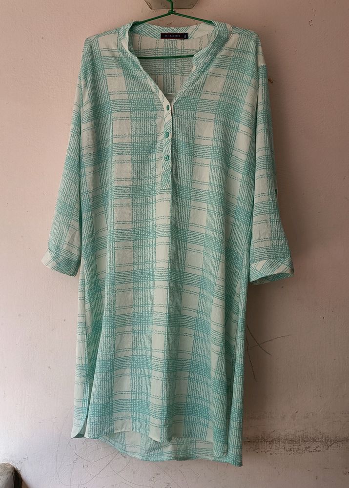 DE BACKERS WOMEN&#39;S LONG TOP