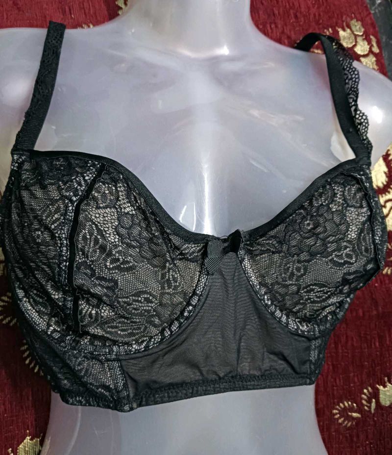 Black Lace Bra 34D👙