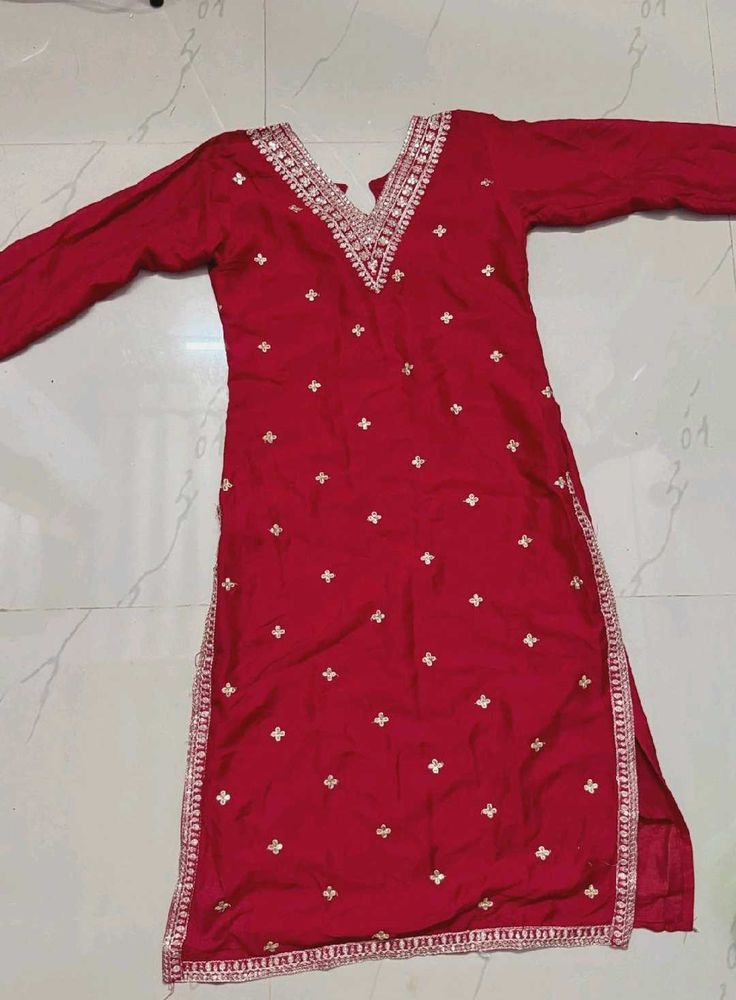 Red Embroidered Kurta