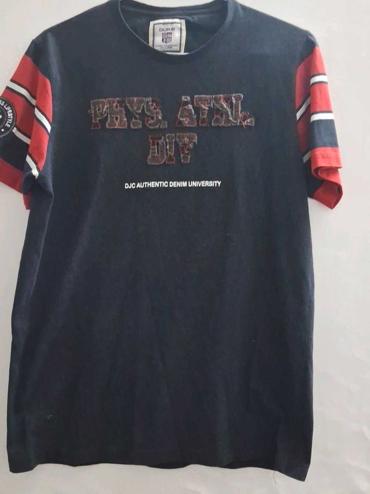 Duke Graphic Tee 🖤♥️