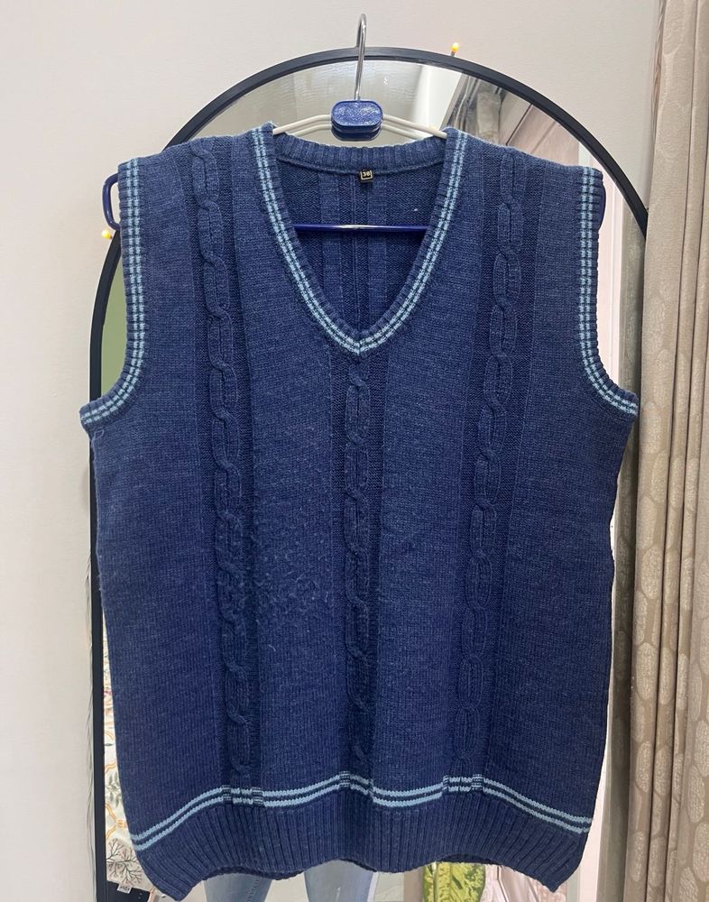 Oversized Cable Knit Sweater Vest