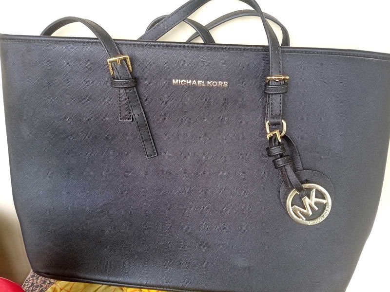 Michael Kors (First Copy)Tote Bag - Black