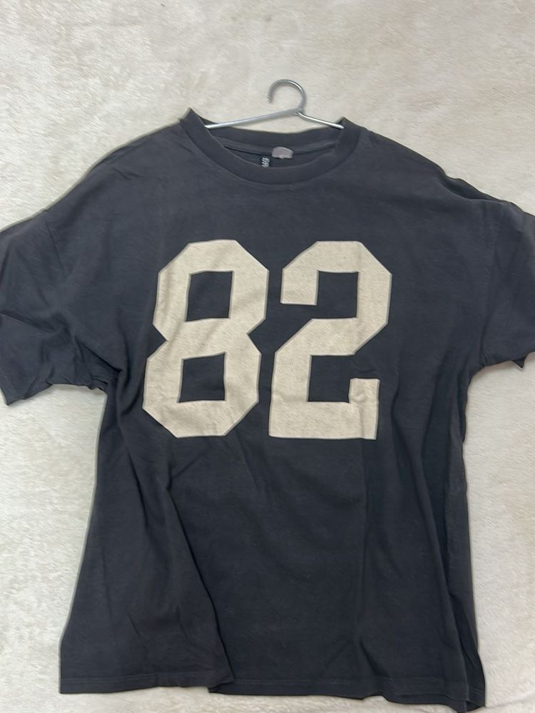 Vintage Number 82 T-Shirt