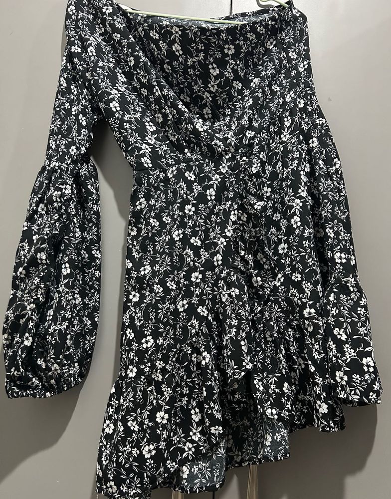 One Shoulder Dress.