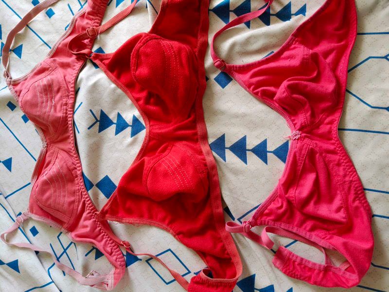 32 B
