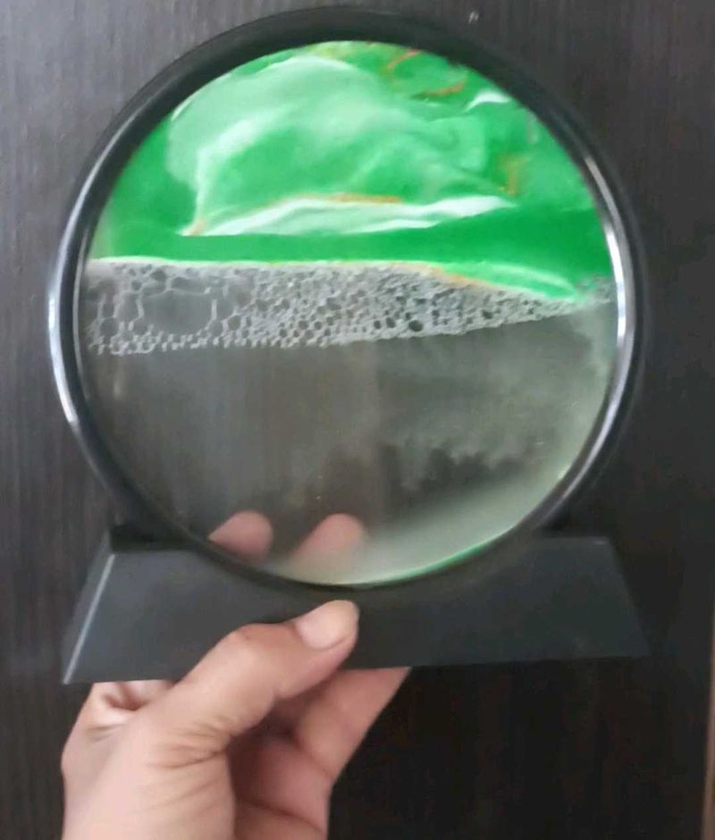Brand New Moving Sand Art (7 Inches )