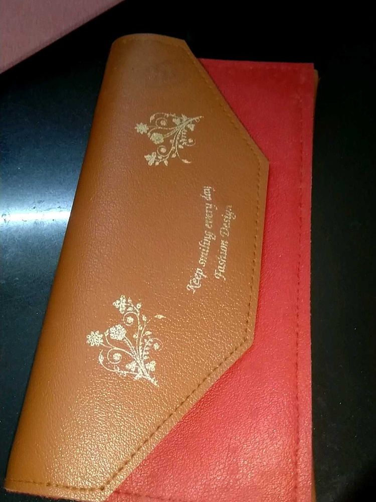 Hand Bags / Pouches