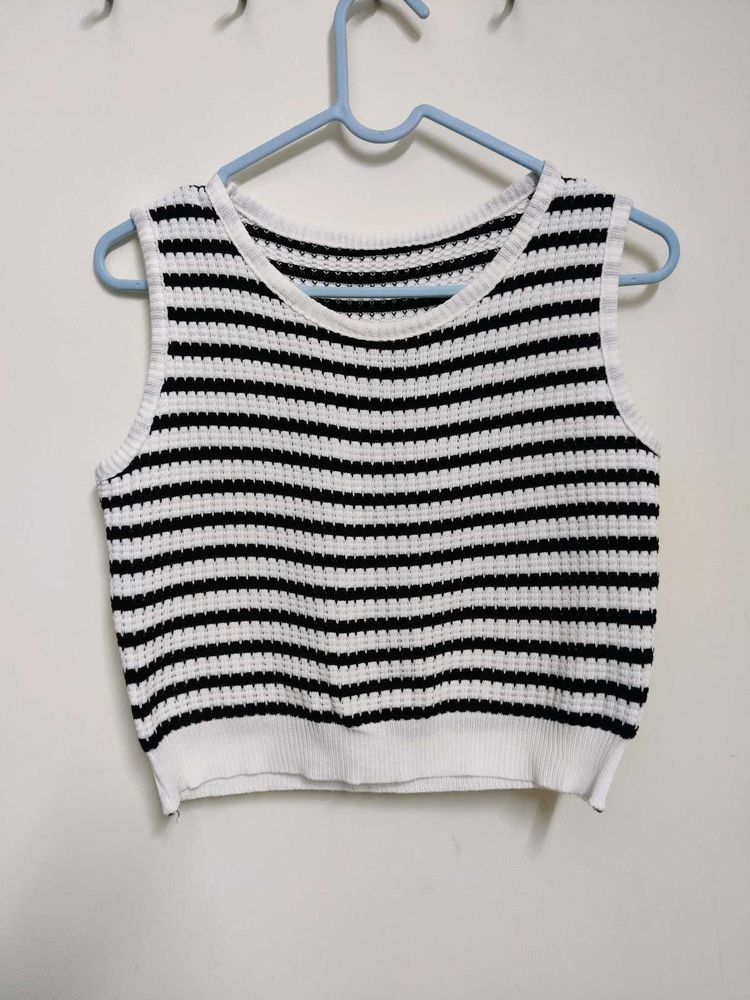 White And Black Striped Tank top