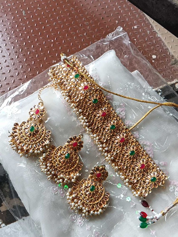 Heavy Necklace Set