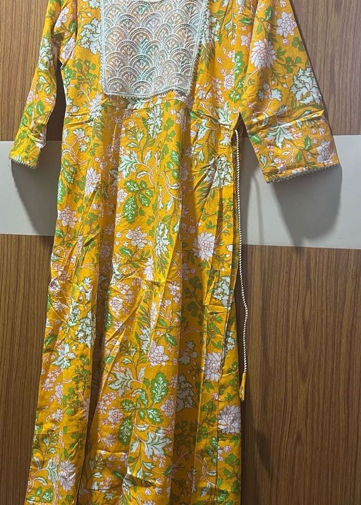 Not Used Yellow Floral Print Kurti Size 40