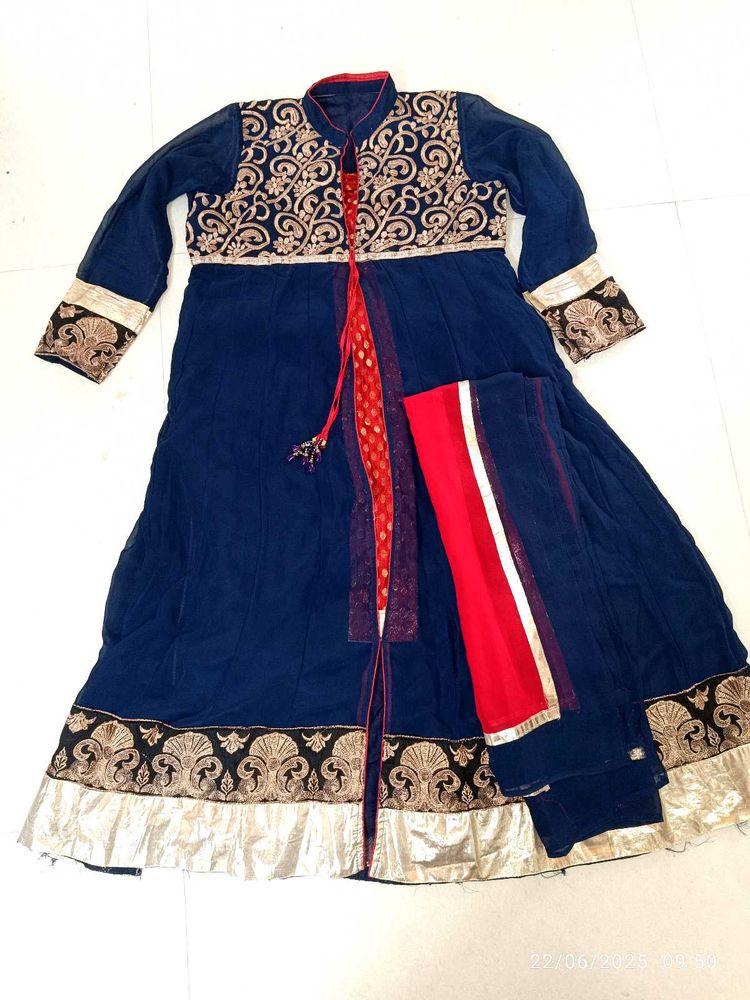 Xl Blue Embroidered Georgette Gown&amp; Dupat