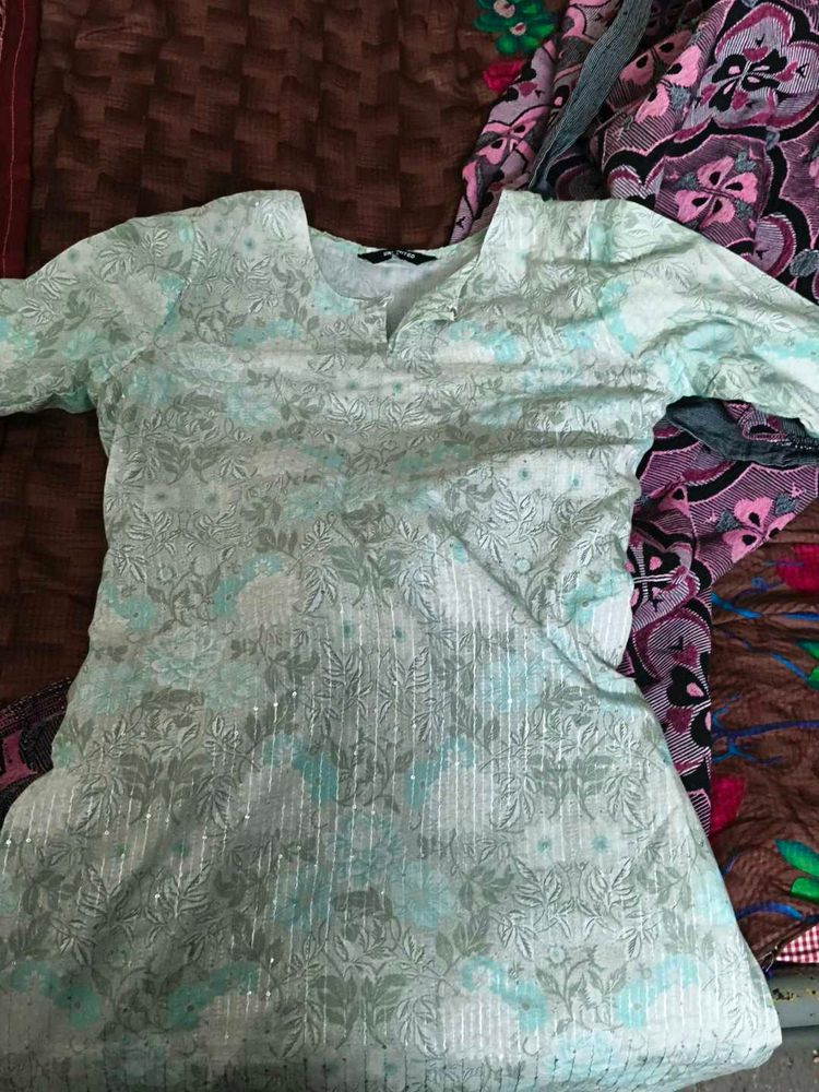 Elegant Embroidered Kurta