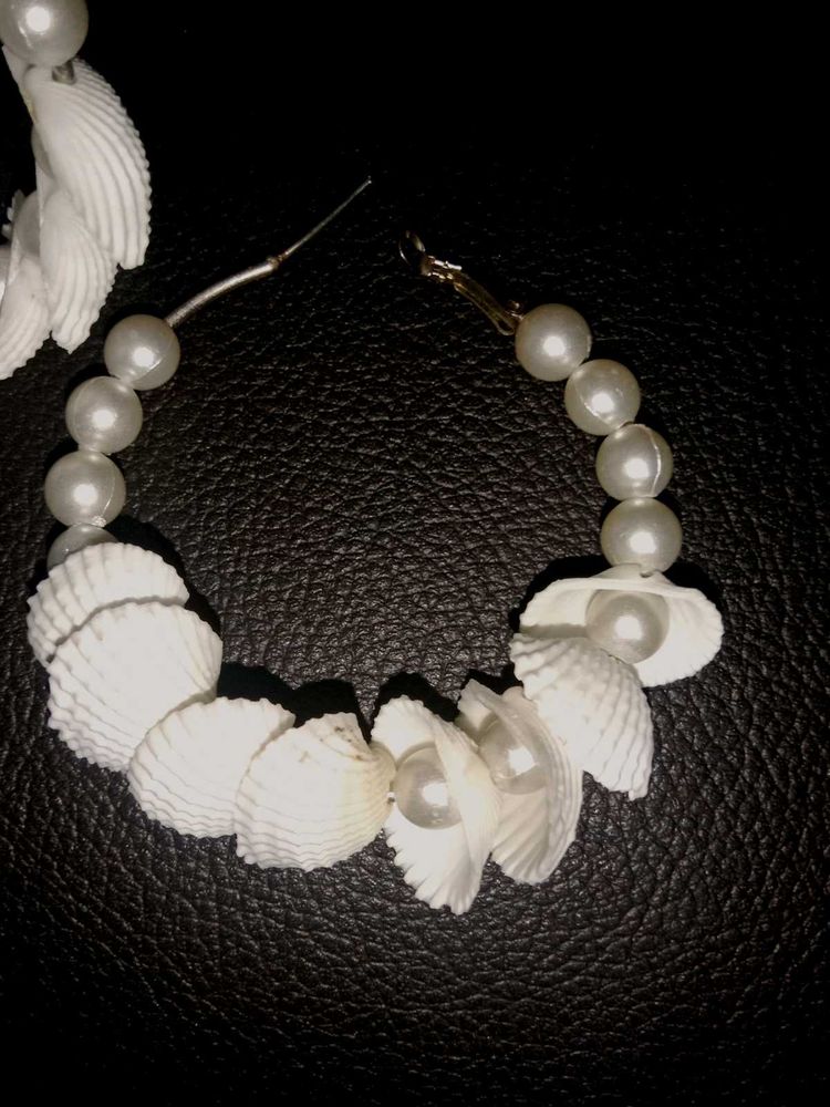 🐚 Beautiful Shell Earing