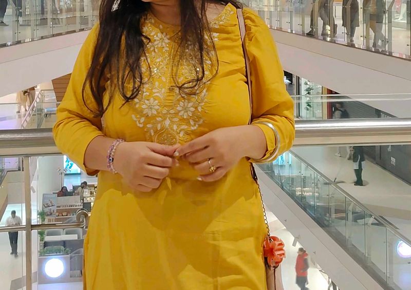 Elegant Yellow Embroidered Kurta