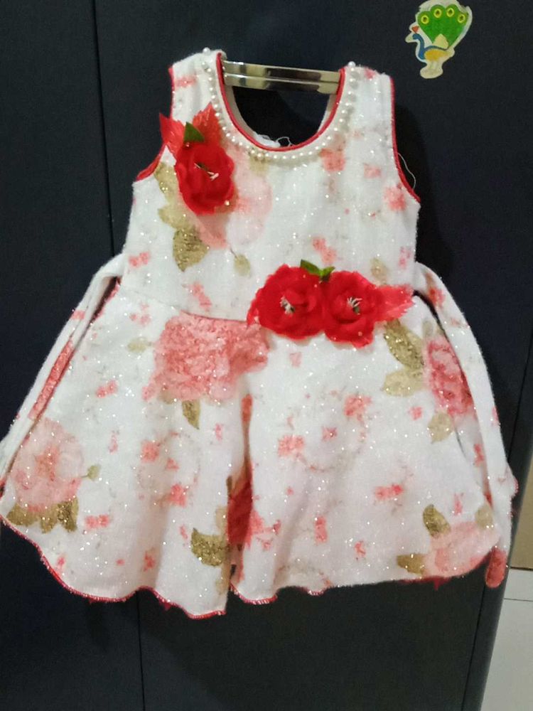 Beautiful Frock For Girls.