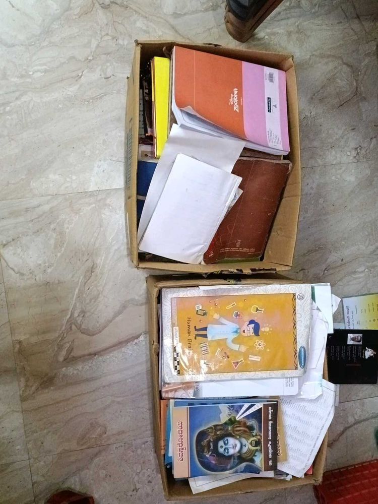 MYSTERY BOX 6+ BOOKS WORTH UP TO 2000