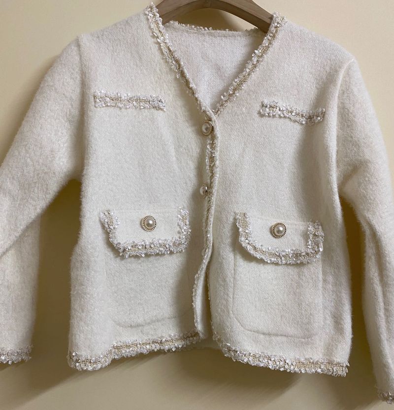 🧥 Elegant White Tweed- Pearl Button Cardigan