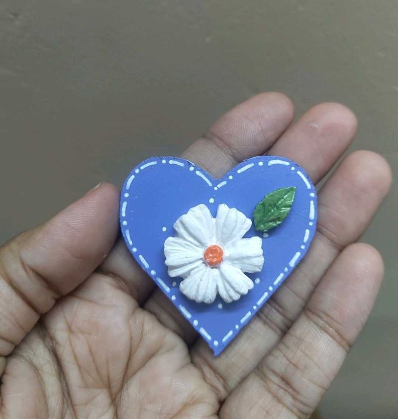 Floral Fridge Magnet 🤍 💜