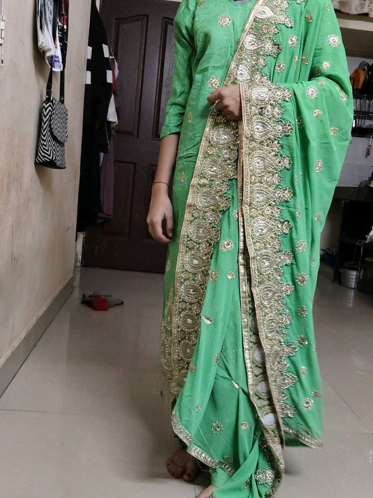 Elegant Green Kurta Set