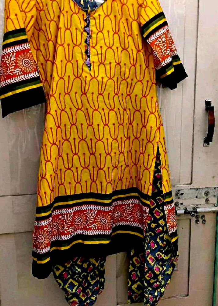 Kurta Set with knot at back .Today Offer Only
