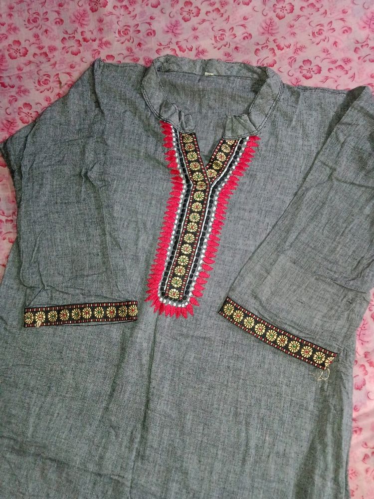 Formal Kurta Simple Looks
