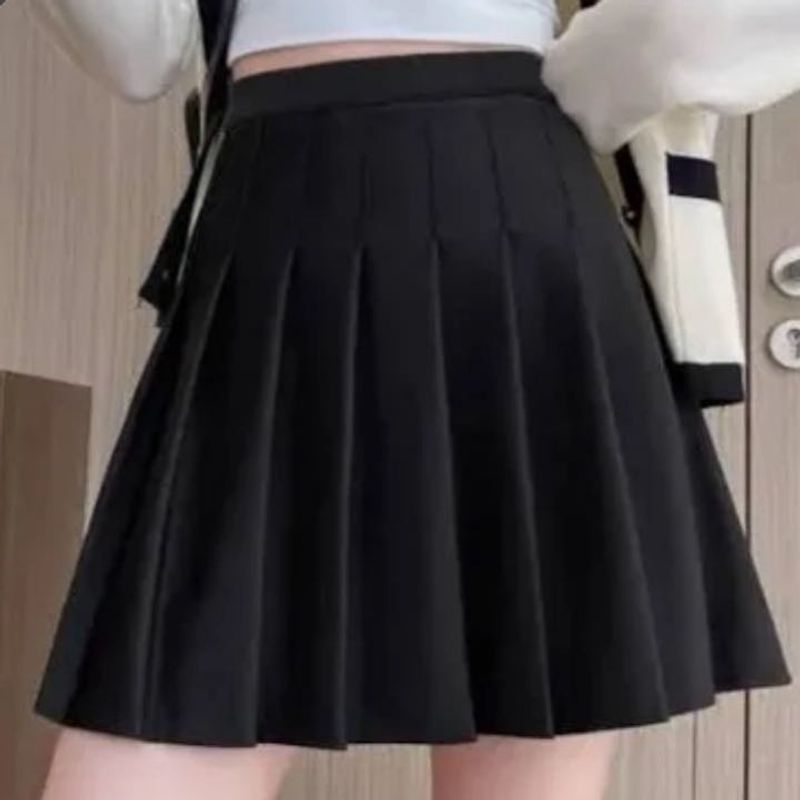 Black Pleated Mini Skirt