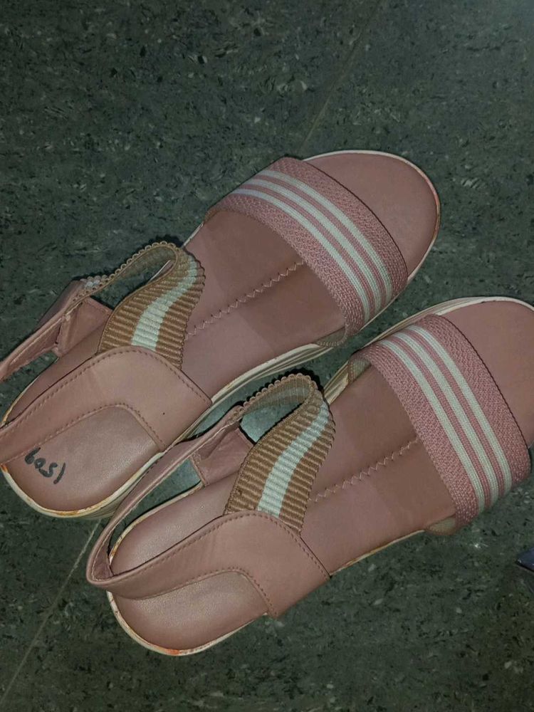 Sandal