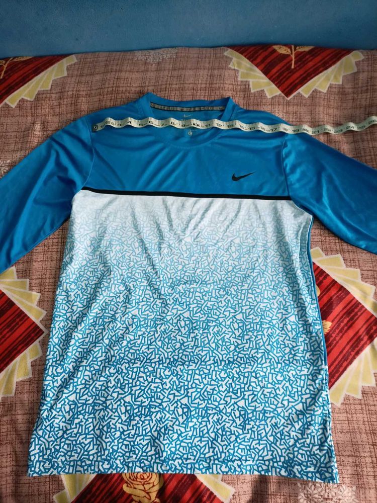 Nike’s Dri-FIT Jersey