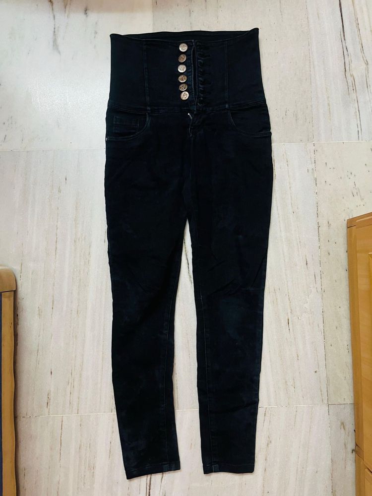 Combo High-Waisted Button Black And White Jeans
